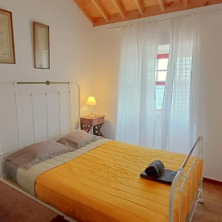 Casa A Beira-mar No Porto Martins Com Acesso Ao Mar 펜션 *