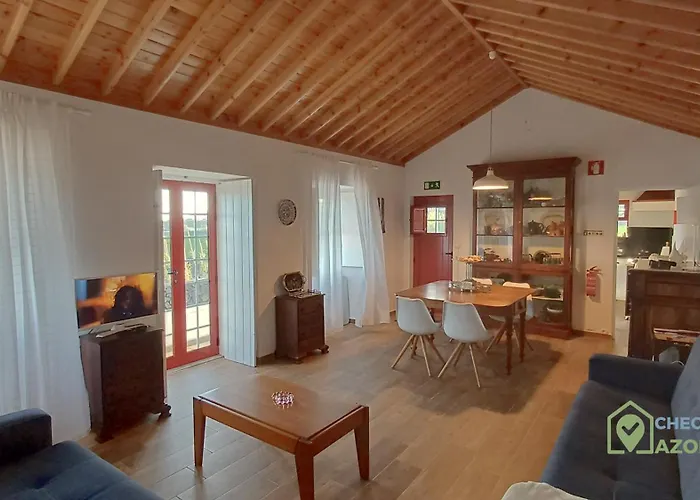 Casa A Beira-mar No Porto Martins Com Acesso Ao Mar *