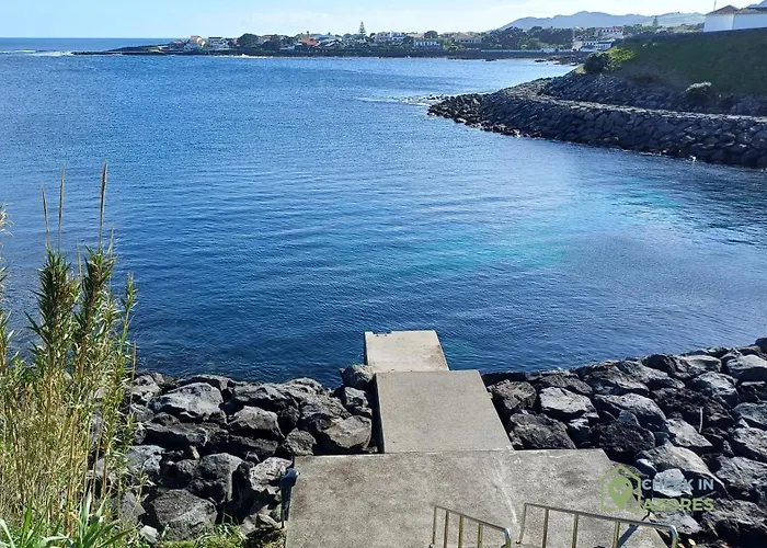 Casa A Beira-mar No Porto Martins Com Acesso Ao Mar Praia da Vitória